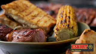 Eskort Espetada with chilli and lime buttered corn and a cheesy braai bread [upl. by Ranna756]