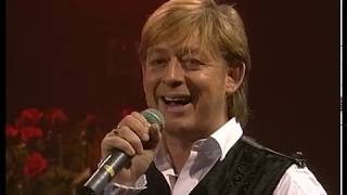 22 Benny Neyman  Griekse Medley Live 10 Jaar Theaterconcerten [upl. by Sharai478]