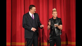 Penn amp Teller FOOLED once FOOLED again Illusionist Leon Etienne [upl. by Etnomed871]