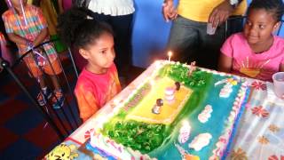 Londons 5th Birthday Singing Happy Birthday [upl. by Siri]