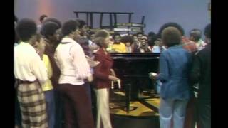 Improvisation of Stevie Wonder on TV program  Soul Trainmp4 [upl. by Hazaki]