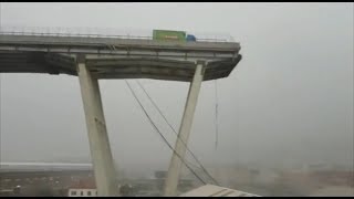 Ahora en DF Mira el derrumbe de un puente en Génova Italia [upl. by Tower]