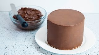 HOW TO COVER A CAKE WITH CHOCOLATE GANACHE [upl. by Troth333]